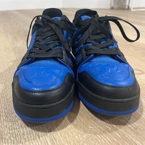 Lv trainer blue and black